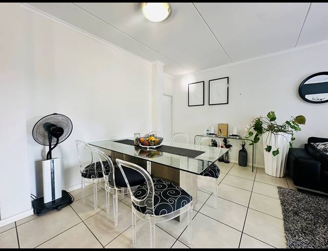 3 BEDROOM APARTMENT TO LET IN MODDERFONTEIN